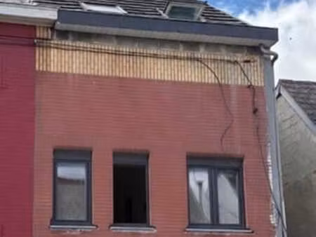 souvret opportunité: immeuble 2 unités rénové et conforme.