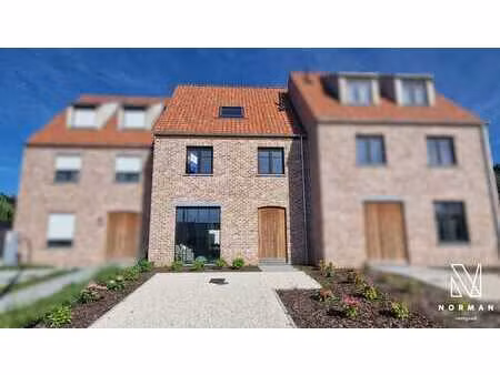 ben-woning met 4 slk en 2 badk te huur - inclusief garage -