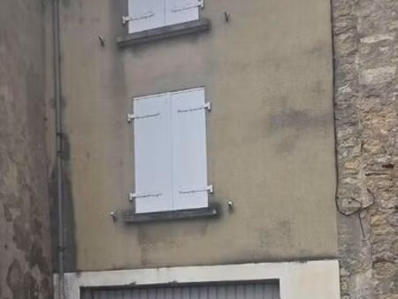 parking/box 1 pièce 34 m²