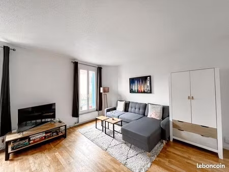 loue appartement meublé - 2/3 pièces 64m2 - courbevoie