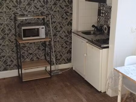 studio meublé 17m2 toutes charges comprises