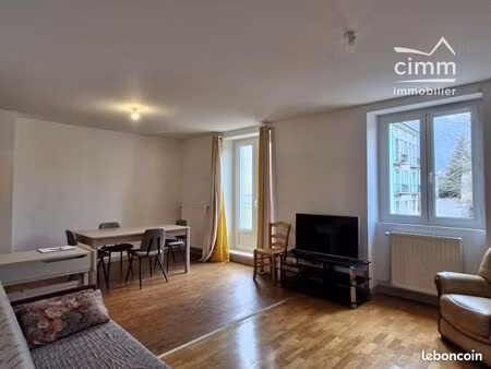 appartement 3 pièces 76 m²