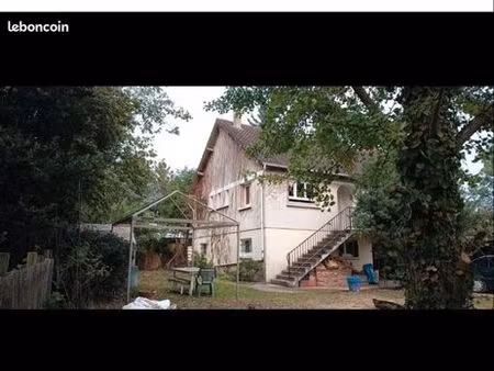 studio à louer dans une grande maison de 148m².■me contacter pour plus d'informations