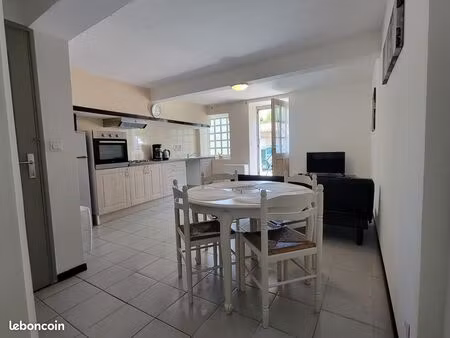 loue maison de village