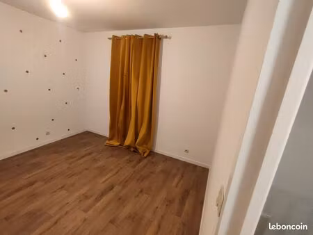 location 790 hc maison mitoyenne de 89 m² à bonnes