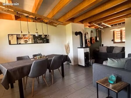 joli appartement avec terrasse à meyenheim