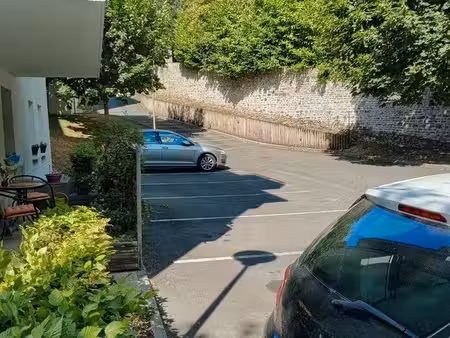 place de parking à louer