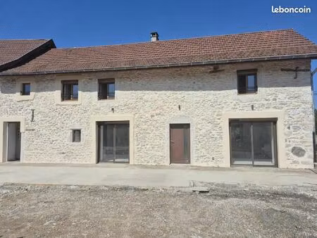 maison 5 pièces 140 m²