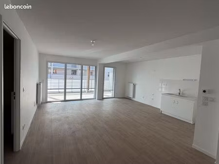 t3 - bdx bastide - 68m² - sous conditions de ressources