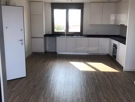 appartement avec terrasse a louer