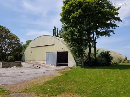hivernage caravanes  bateaux etc. sous hangar