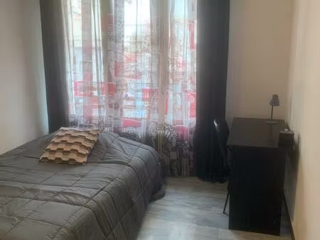gare etudiant/jeune salarié chambre cuisine