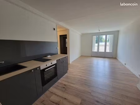 appartement f1 45m² à châteauroux