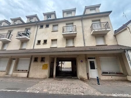 appartement 2 pièces 35 m² avec place de parking. centre-ville de dammarie-les-lys