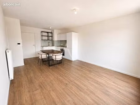 appartement 3 pièces 56 m²