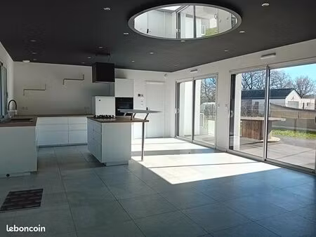 maison 3 pièces 81 m²