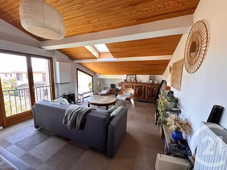 location maison 4 pièces 63.9 m² à toulouse (31000)  1 300 €