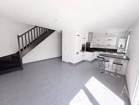 appartement metz duplex 2 chambres 2 terrasses garage cuisine équipée