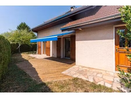 maison mitoyenne t.5 meublee - 4 allee la clef des champs - annecy le vieux