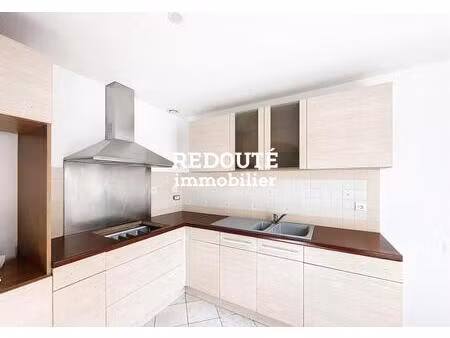 a vendre - proche de reims - trépail - maison 2 chambres