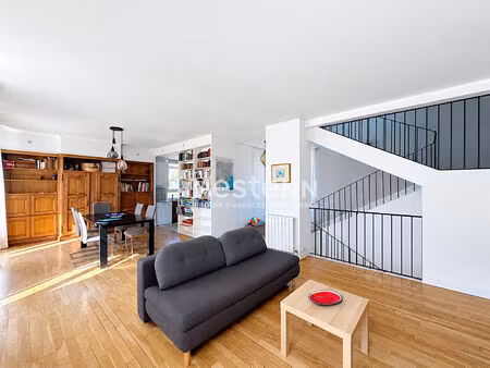 golfe-juan duplex 4 pièces de charme avec vue mer  terrasse et faibles charges