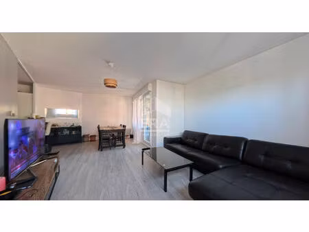 appartement - loggia & parking - parc de la légion
