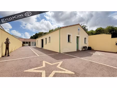 maison 118m2 à avrille sur une parcelle de 481m2
