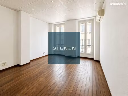 bureau 190 m²