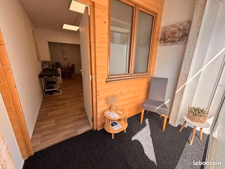 local 20 m² luxeuil les bains