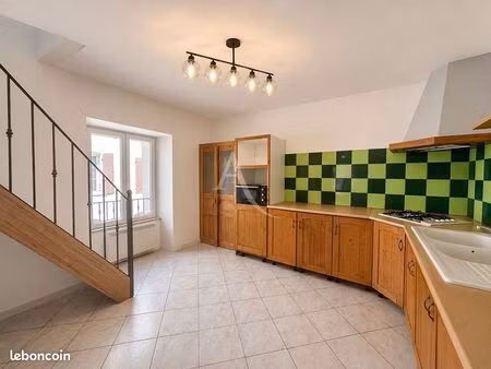 maison de village 3 pièces 57 m²