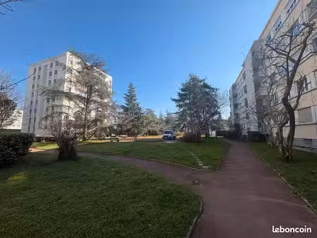 vente – lyon 5è - parking secteur charcot