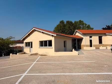 appartement 57 m² de plain-pied avec extérieur privatif