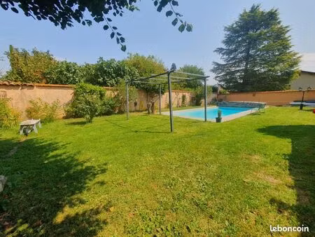 maison 6 pièces 150 m²