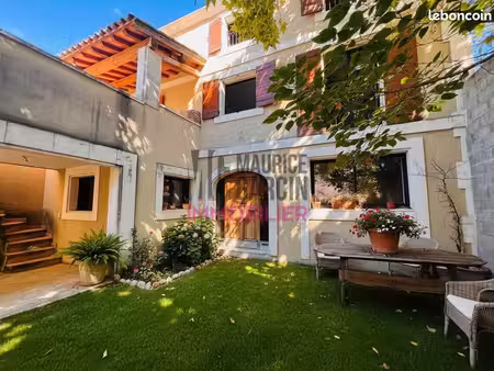 maison 6 pièces 194 m²