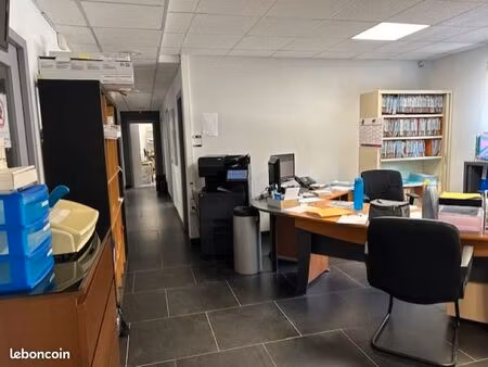 bureaux 182 m² salon de provence