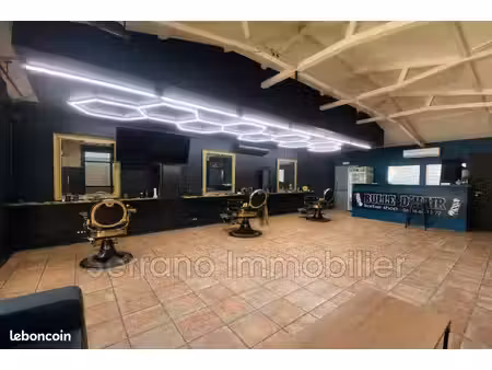 local commercial 65 m² tarascon
