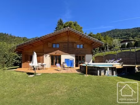 chalet 4 chambres  un studio indépendant  2 sdb  piscine  garage double
