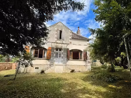 maison de village bourgeoise à vendre à flogny la chapelle - 5 pièces  148 m²