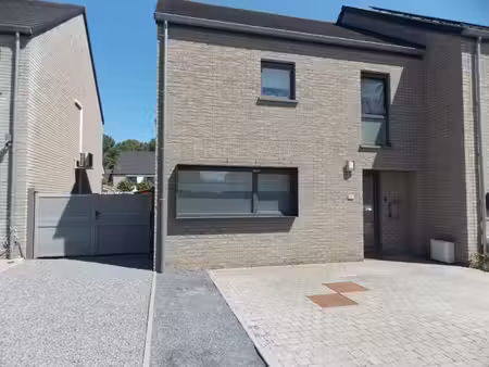 maison 3ch. avec jardin & empl. de parking ext