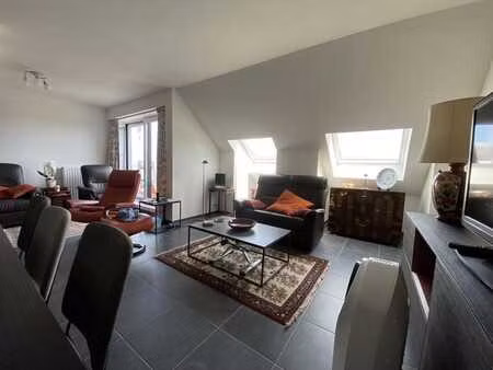 appartement 2 chambres avec terrasse et place de parking