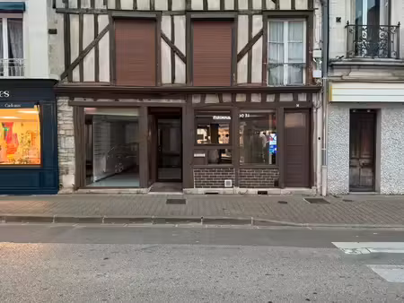 local commercial à louer