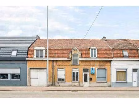 maison authentique à rénover ou à démolir
