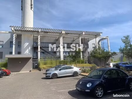 bureaux 351 m²