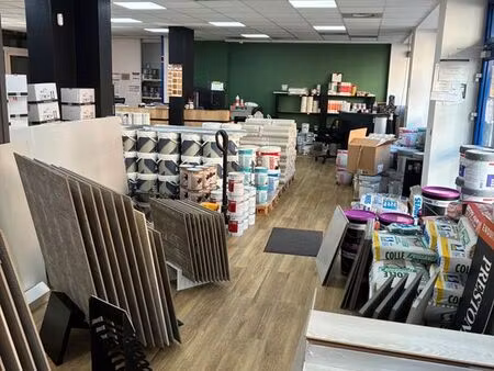 bail commercial à vendre (3-6-9) — local 140 m² — saint-fons (69)