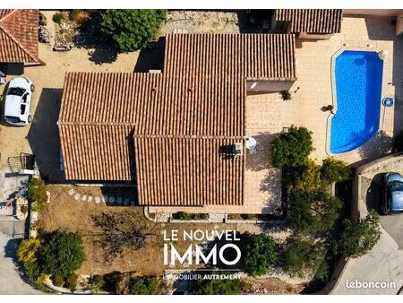 superbe maison plain pied t5 - piscine - jardin - stationnement