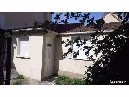 studio mantes la ville