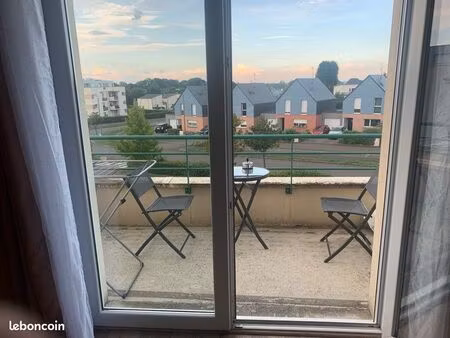 t3 68 m² avec balcon + garage + parking – saint-berthevin