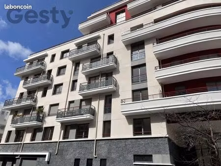 appartement 3 pièces 60 m²