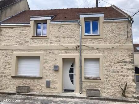 maison à louer à veneux les sablons