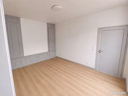 studio meublé